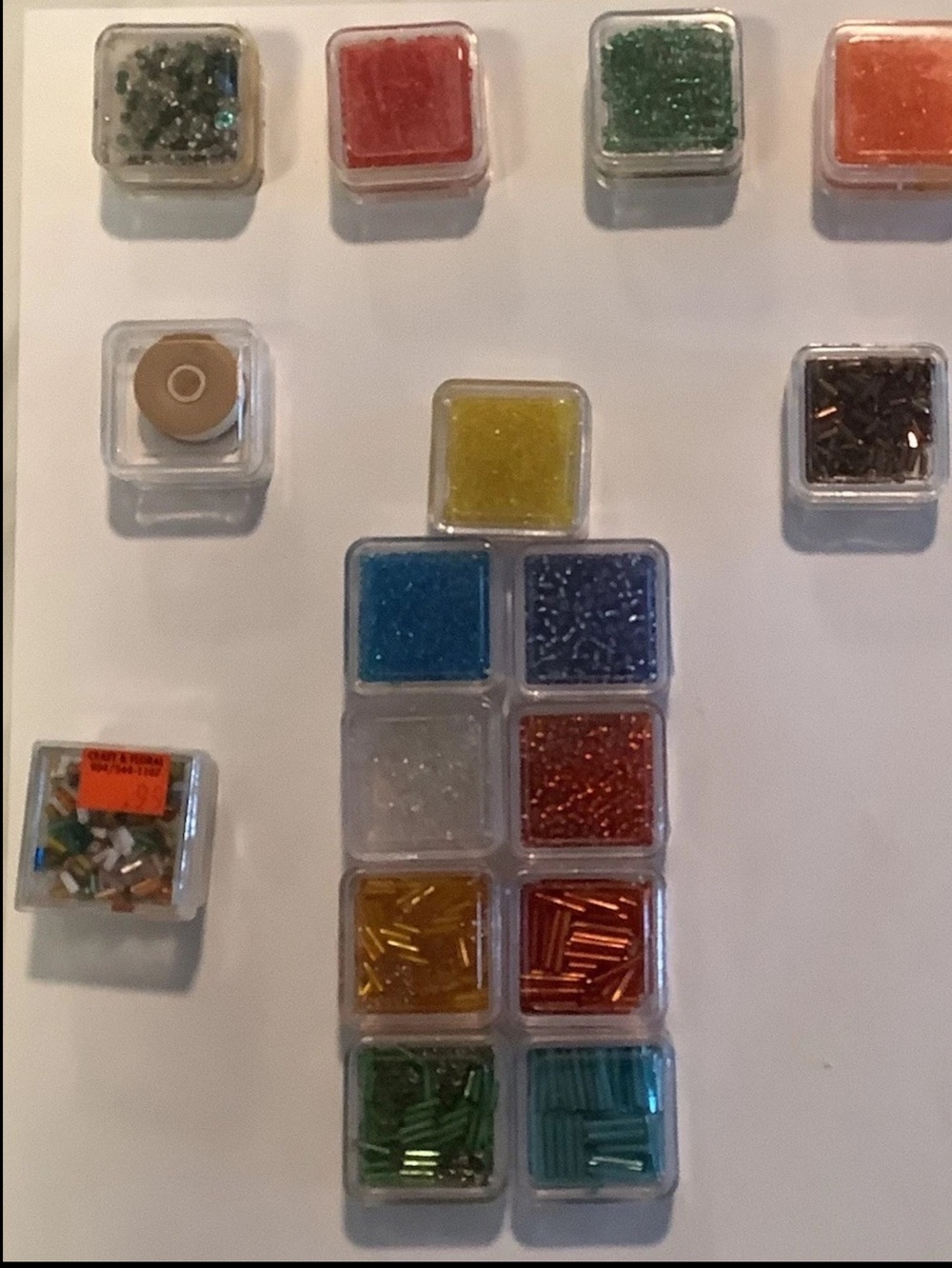 LOT VTG Seed & Bugle Beads Glass Wang's 9~Venezuela, 4~Taiwan, 1~Japan, 1 Nymo - Picture 2 of 9